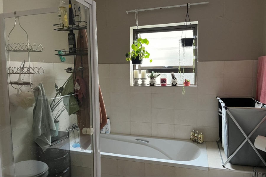 To Let 2 Bedroom Property for Rent in Brackenfell South Western Cape